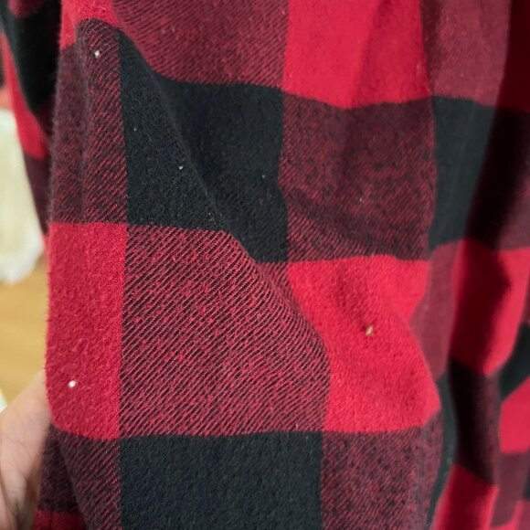 Aritzia TNA Plaid Long-Sleeve Button-Up Flannel - Picture 3 of 4